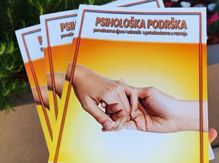 Priručnik "Psihološka podrška porodicama djece i odraslih s poteškoćama u razvoju"